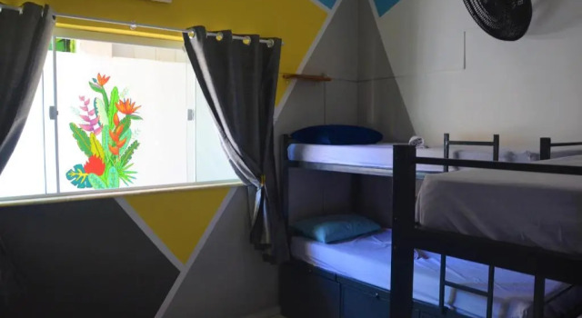 Кровать в общем номере La Casa Hostel
