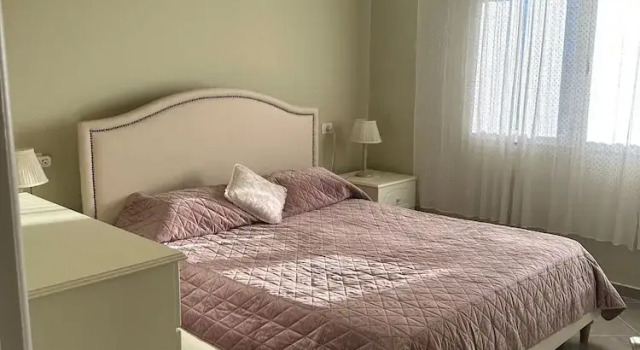 Апартаменты Olive Hill Apartment