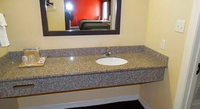Двухместный люкс Motel 6 Houston, TX - Willowbrook Mall