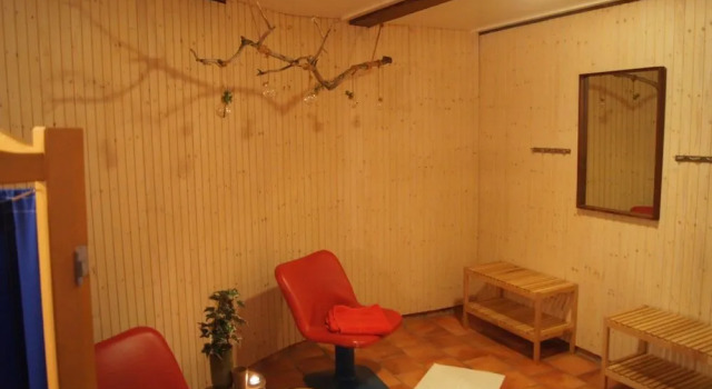 Kvarnens Pensionat och Bed & Breakfast, Rezerwuj Hotel Hotele w Falkenberg z parkingiem, Parking
