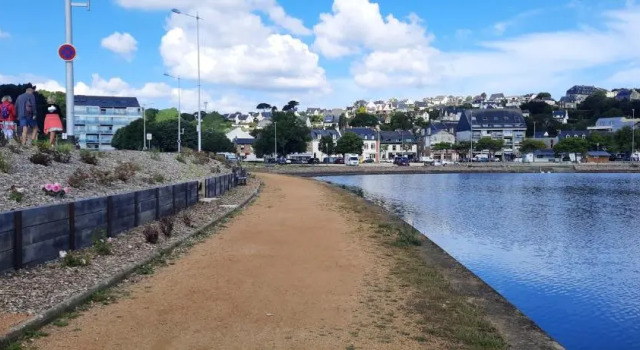 Appartement d'une chambre avec vue sur la mer terrasse amenagee et wifi a Perros Guirec a 1 km de la plage, Rezerwuj Apartament Perros-Guirec 