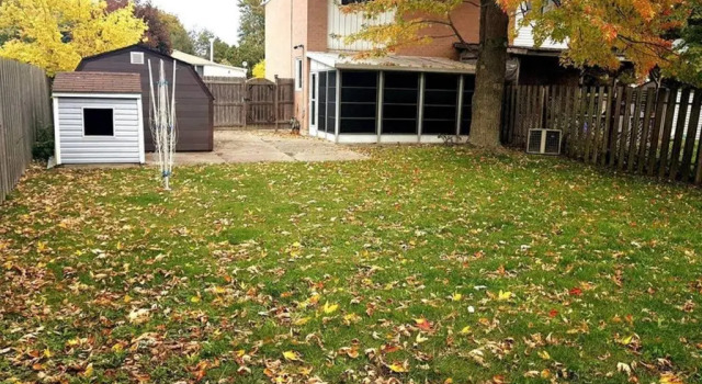 Sarnia's Hidden Gem - 3 BR/2 BA by College/Hwy/Arena, Varaa Hotelli  