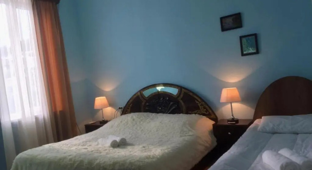 Holiday House, Rezervovat Hotel Hotely v Imereti s parkováním, Parkování
