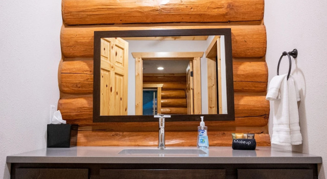 Номер Luxury North Haven Campground