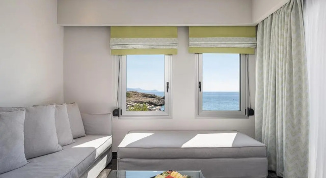 Полулюкс Kakkos Beach Hotel