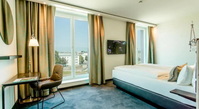 Motel One Salzburg-Süd, Забронировать Мотель Мотели Окрестностей Зальцбурга, рядом с Церковь Св. Франциска, Мотель