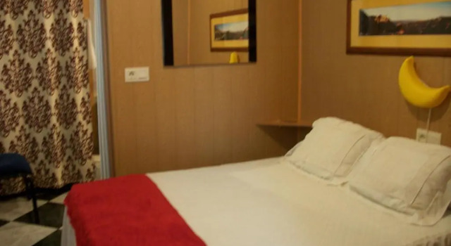 Hostal Moni Albayzin, Book Hotel Billige hoteller i Granada