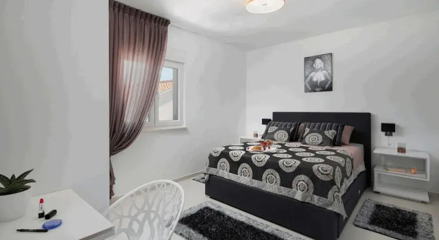 Апартаменты Deluxe Apartments Vista Royal