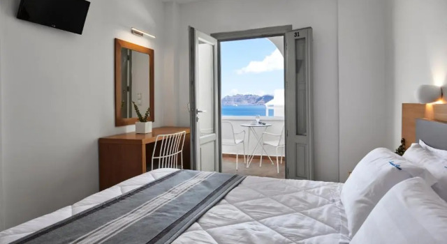 Двухместный номер Classic Santorini View