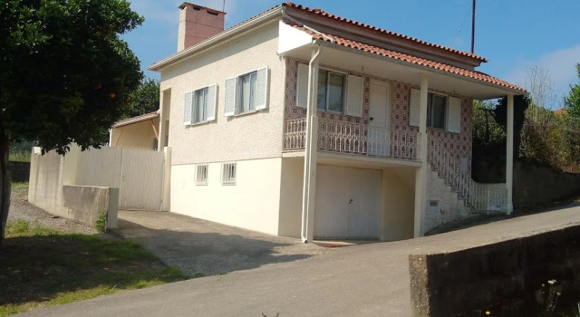 House With 2 Bedrooms in Anadia, With Furnished Terrace Near the Beach, Rezerwuj Hotel Anadia Beira Alta
