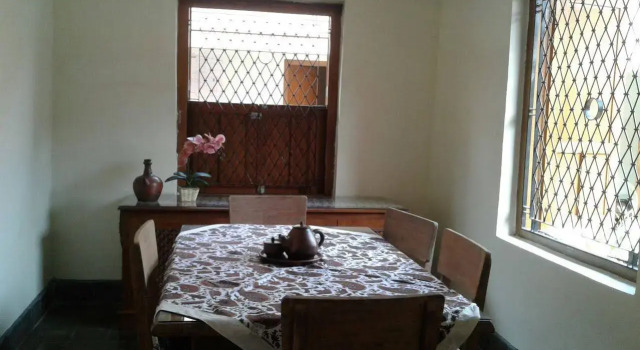 Pamularsih Homestay, Забронировать Отель Недорогие отели Нгабеин, недорого