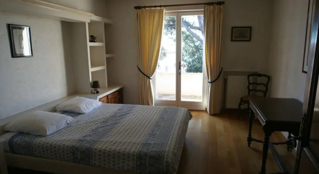 Villa Cites Centre Ville, Забронировать Вилла Отели Сент-Максима с бассейном, Бассейн