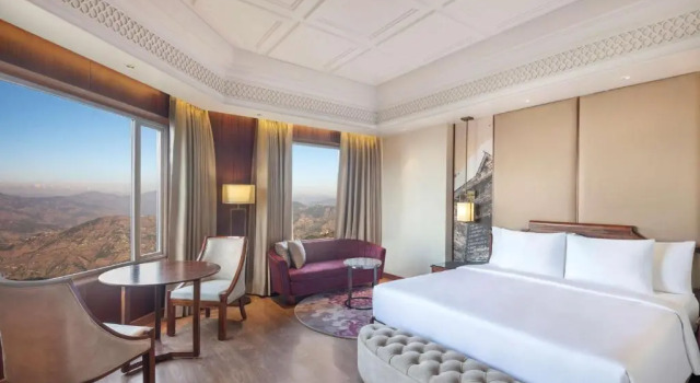 Полулюкс Radisson Kufri Shimla