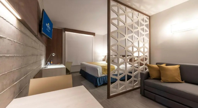 Двухместный люкс Microtel Inn & Suites by Wyndham Guadalajara Sur