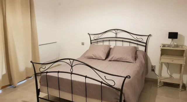 Chambre d'hôte l'Occitane, 预订 酒店 屈屈尼昂 科尔比埃