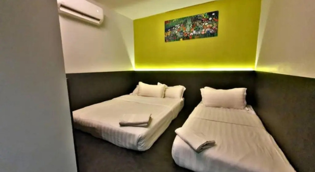 Lok 10 Guesthouse, Prenota Hotel Semporna Sabah