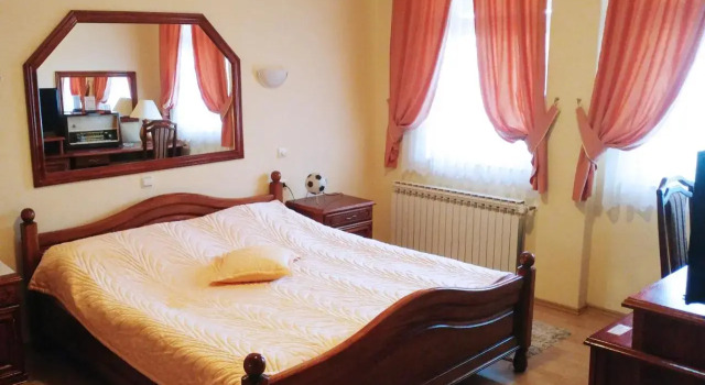 Hotel Derby Orašje, Забронировать Отель Орашье Республика Сербская
