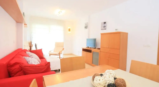 Apartamento Equipado Para 6 Personas en Cambrils, Забронировать Апартаменты/квартира Отели El Baix Camp с бассейном, Бассейн