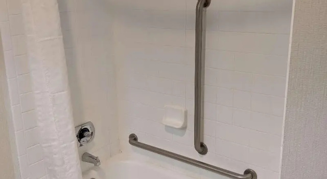 Номер Standard Best Western Plus InnTowner Madison