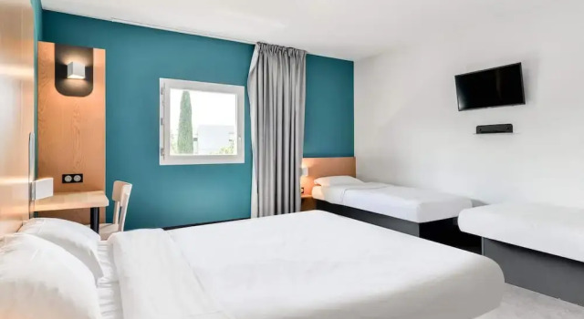 Четырёхместный номер B&B HOTEL Montpellier Centre Le Millénaire