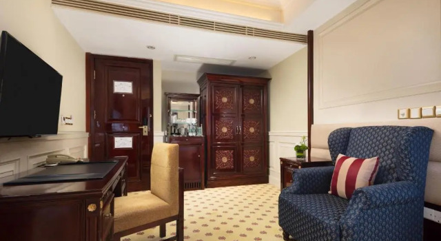 Двухместный номер Premium Crowne Plaza Hotel & Suites Landmark Shenzhen by IHG