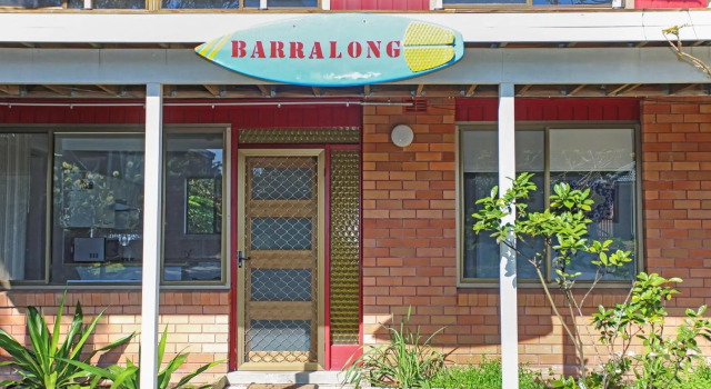Barralong Beach House, Забронировать Отель Хокс-Нест Port Stephens