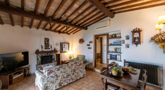 Villa degli Olivastri in Cala moresca for relaxation and tranquillity.-Villa Cala Moresca