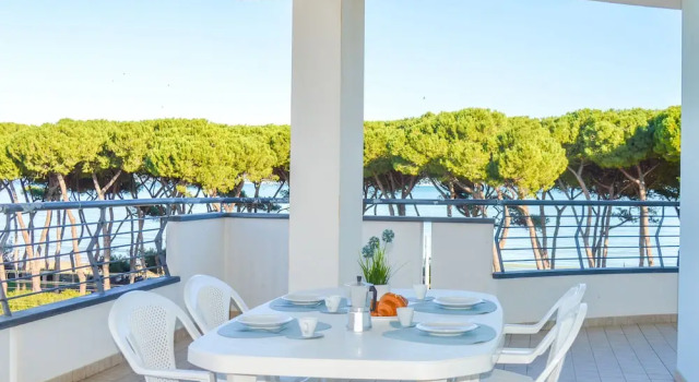 Апартаменты c 1 комнатой с балконом и с видом на море Homiday - Holiday Rendez Vous