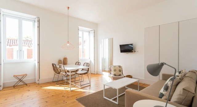 Апартаменты Luxury c 1 комнатой Chiado Cozy Apartments - by LU Holidays