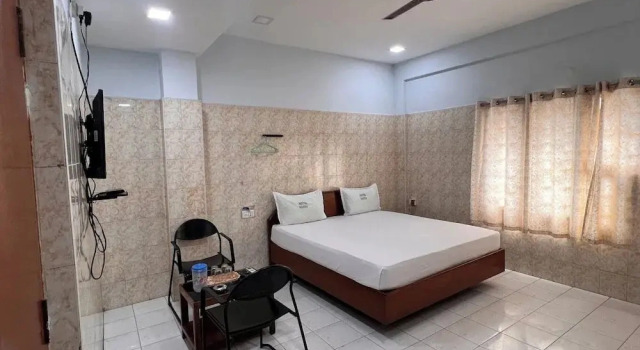 Hotel Safra, Забронировать Отель Отели Ченнаи с завтраком, рядом с Connemara Public Library, Завтраки