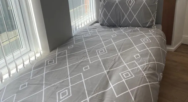 Large 3 bed House Sleep 10 Anfield Liverpool, Забронировать Отель Отели Англии 3 звезды, 3*