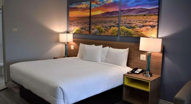 Двухместный номер Days Inn & Suites by Wyndham Downtown/University of Houston