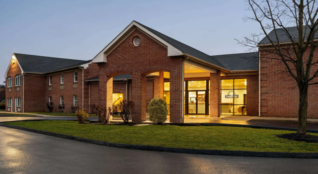 Westfield Inn & Suites, Book Hotel Lancaster Airport Lancaster