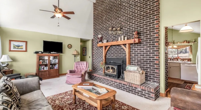 3 Elk - 4 Br Home, Забронировать Дом для отпуска Отели Эстес-Парк с парковкой, Парковка