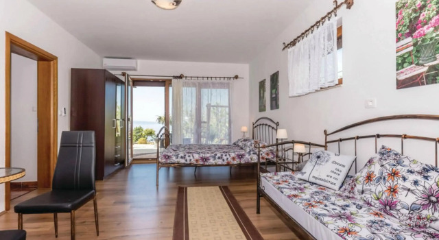 Apartment Anika, Забронировать Апартаменты/квартира Отели Приморско-Горанской жупания с парковкой, Парковка