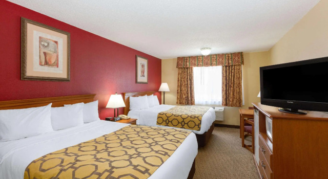 Четырёхместный номер Standard Baymont by Wyndham Fort Dodge