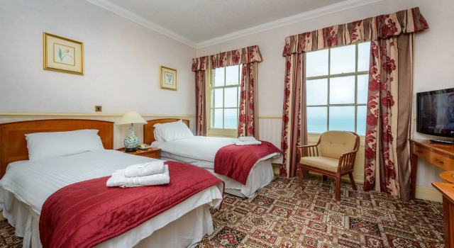 Russell Hotel