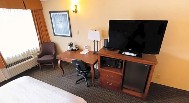 Двухместный люкс c 1 комнатой Best Western Plus Dryden Hotel and Conference Centre