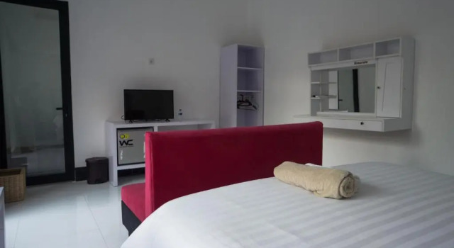 Vande Guest House, Prenota Affittacamere Hotel economici a Tibubeneng