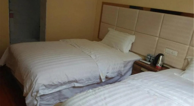 Langzhong Jixing Inn, Buchen Sie Hotel Langzhong Sichuan