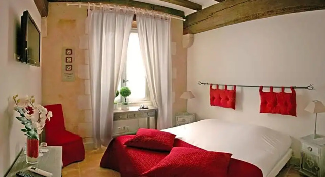 Номер Classic Hôtel-Restaurant-Chambre Insolite Spa - Le XII de Luynes