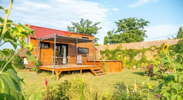 séjour insolite et écologique dans une Tiny house, Book Vacation Home Aigues-Mortes Camargue