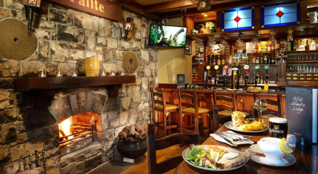 Трёхместный номер Standard The Wild Atlantic Lodge