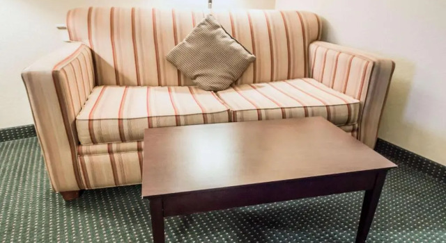 Люкс Comfort Suites Orlando Airport