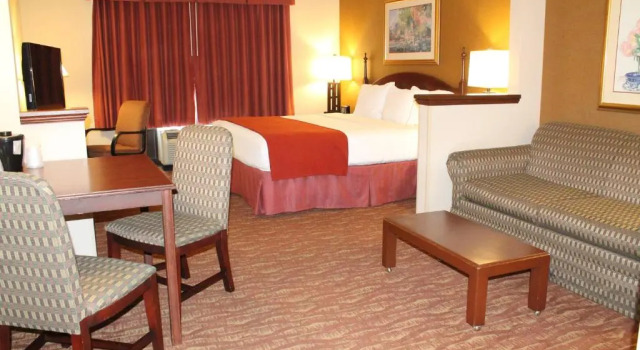 Auburn Place Hotel & Suites Paducah, Rezerwuj Hotel Hotele w Paducah z parkingiem, Parking