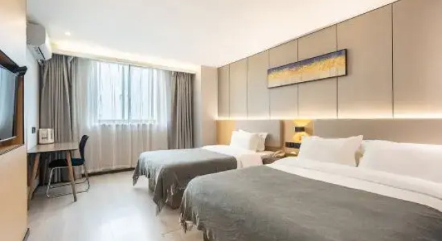 Duojiangnan Hotel (Yintai Department Store, Linping Pedestrian Street, Hangzhou), Prenota Hotel Hotel a Yuhang con parcheggio, Parcheggio