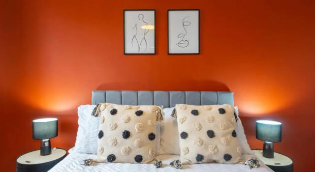 Bright & Modern 4 Bedroom Townhouse