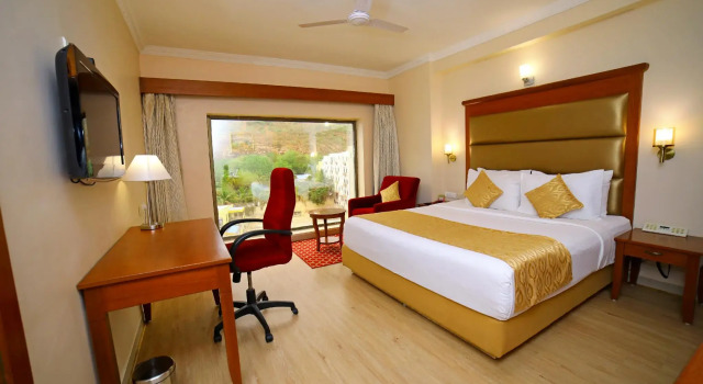 Raj Park Tirupati, Rezervovat Hotel Hotely v Andhra Pradesh s parkováním, Parkování