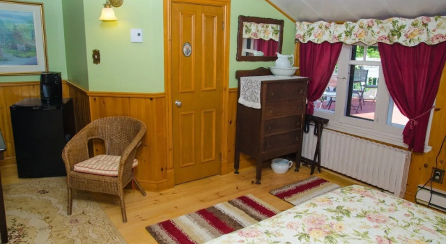 Двухместный номер Standard с балконом À La Vieille Maison Fradet
