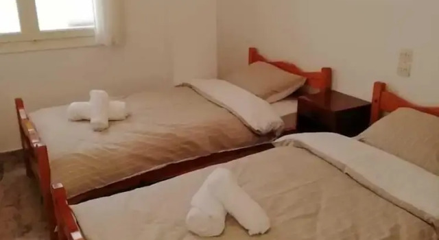 Spacious 3 Bedroom 5bed Apartment - Adults Only, Book Apartment Istiaia Central Greece
